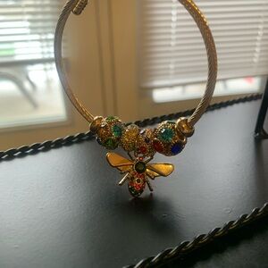 Elegant Multicolor Bee Charm Bracelet